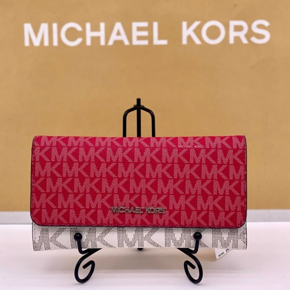 MICHAEL KORS Jet Set Travel Signature
Logo Tri-Fold Wallet DARK RASPBERRY MULTI